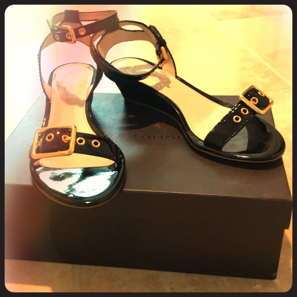 Elie Tahari sandal, patent leather